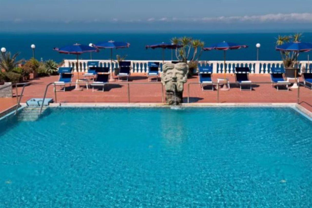 Hotel Grazia Scannella 4*