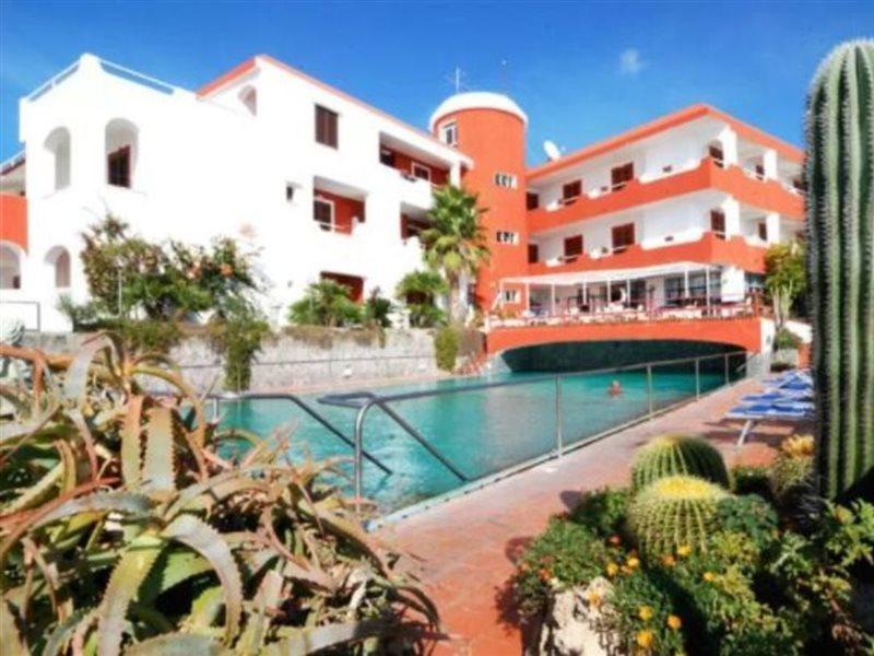 Grazia Scannella 4* Forio (Isola d'Ischia)