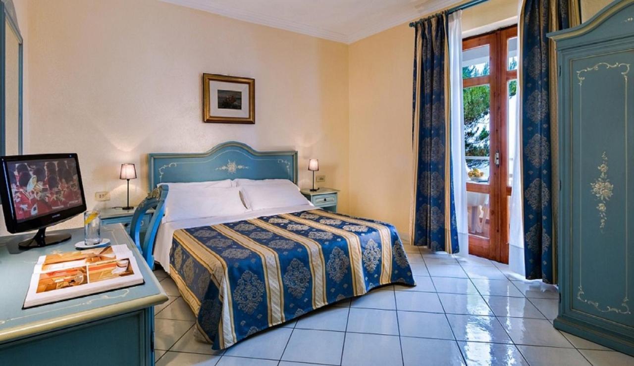 Hotel Grazia Scannella 4*