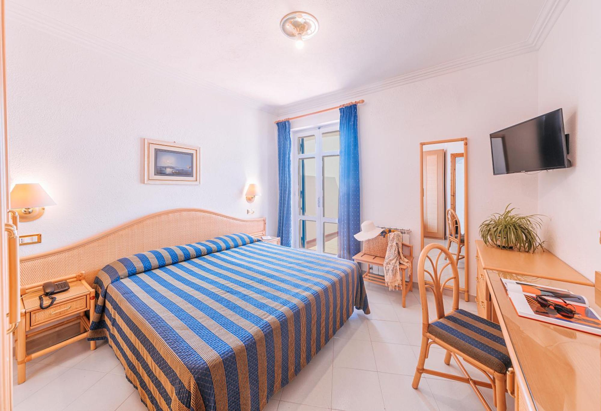 Grazia Scannella 4* Forio (Isola d'Ischia)