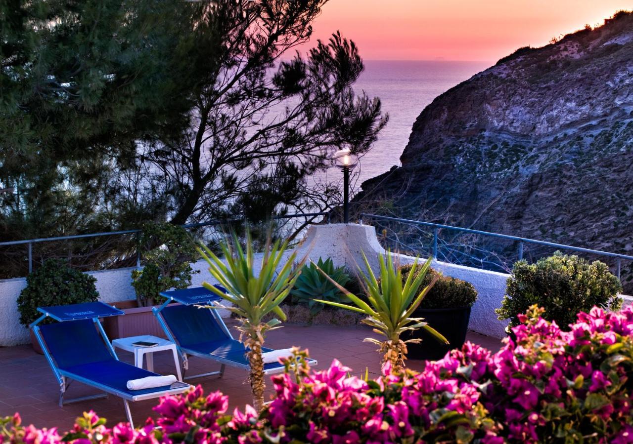 Grazia Scannella Forio (Isola d'Ischia)